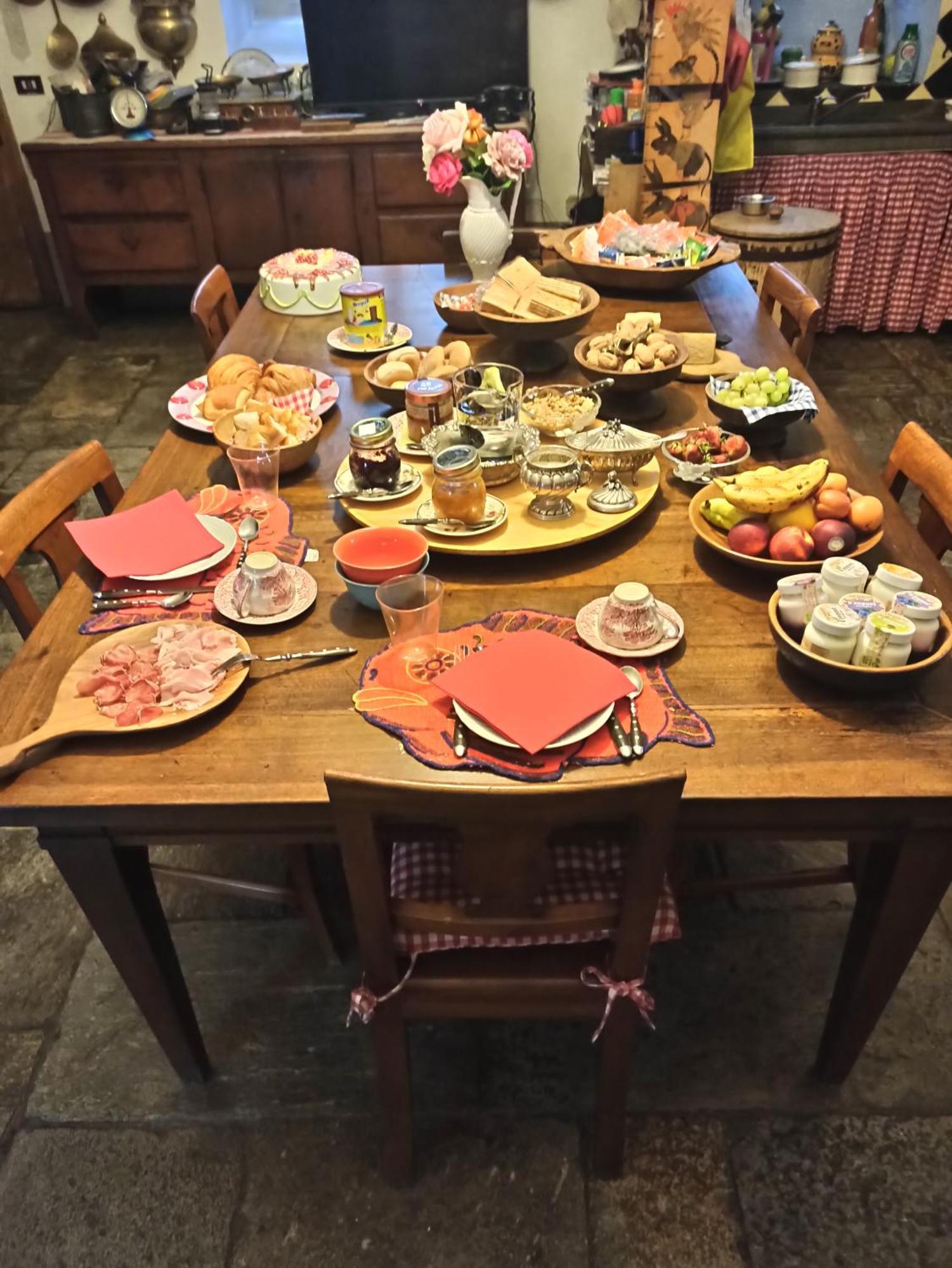 B&B Di Charme Palazzo Lambertenghi Tirano Luaran gambar